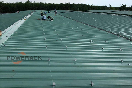 Los beneficios y la sostenibilidad de la energía solar en los tejados