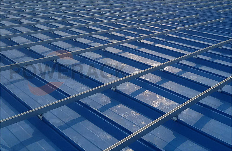Ventajas de las abrazaderas solares para techos