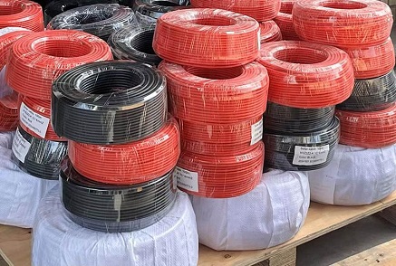 Llega el envío de la fábrica de cables solares Powerack, que potencia la energía renovable