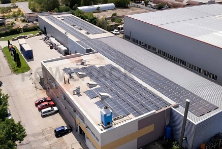 Sistema solar Powerack de 375 kW con lastre en Hungría